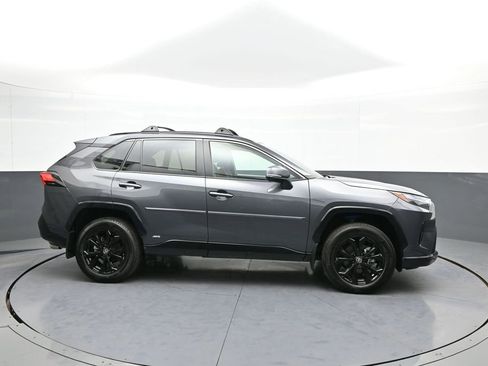 Certified 2024 Toyota RAV4 SE image 5