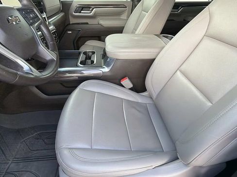 Used 2024 Chevrolet Silverado 3500 LTZ w/ LTZ Convenience Package AWD/4WD image 28