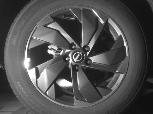 Used 2025 Nissan Rogue SV image 15