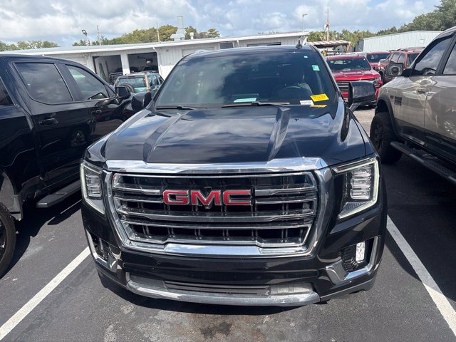 Used 2024 GMC Yukon XL SLT w/ SLT Luxury Package AWD/4WD image 2