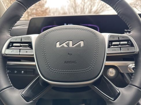 New 2025 Kia Telluride LX image 7