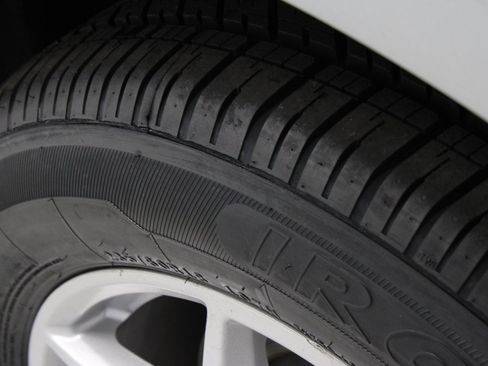 Certified 2024 Ford Edge SEL image 20