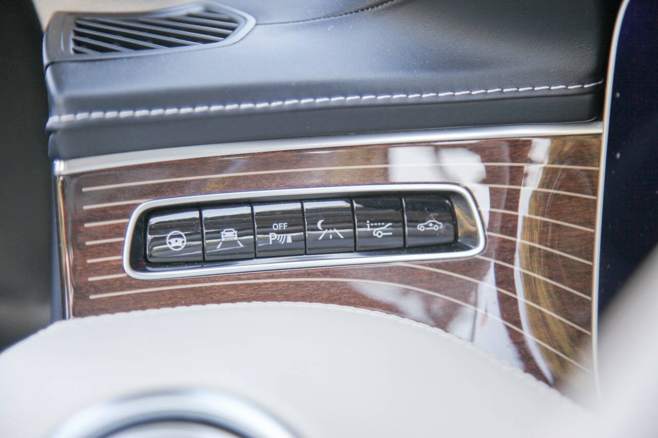 Used 2019 Mercedes-Benz S 63 AMG 4MATIC Cabriolet image 43