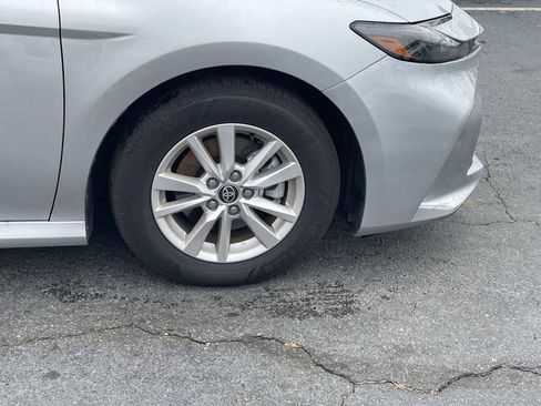 Used 2026 Toyota Camry LE FWD image 9