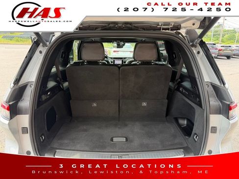 Used 2022 Jeep Grand Cherokee L Overland w/ MOPAR Finishing Package AWD/4WD image 16