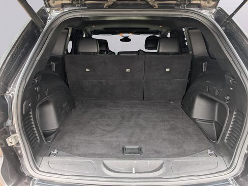 Used 2021 Jeep Grand Cherokee Limited image 29