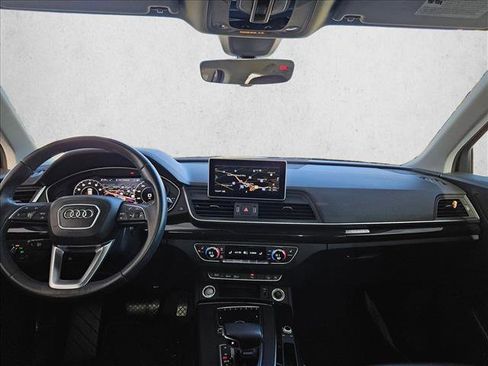 Used 2018 Audi Q5 2.0T Premium Plus w/ Premium Plus Package image 22