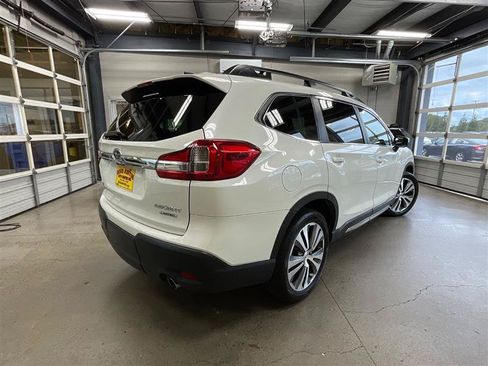 Used 2022 Subaru Ascent Limited AWD/4WD image 5