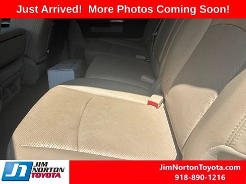 Used 2017 RAM 1500 Laramie w/ Convenience Group AWD/4WD image 7