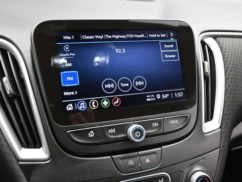 Used 2024 Chevrolet Malibu LT image 15