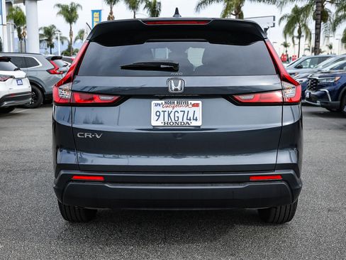 Used 2025 Honda CR-V LX image 6