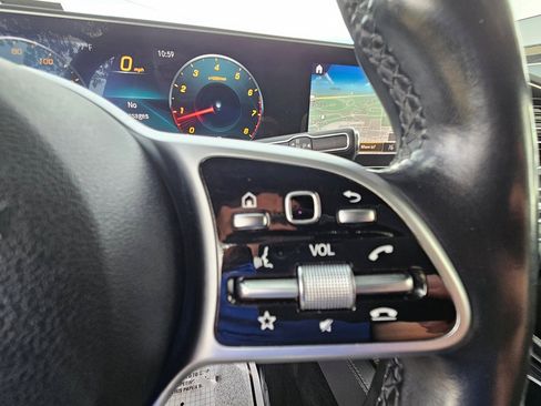 Used 2020 Mercedes-Benz GLE 350 4MATIC image 22