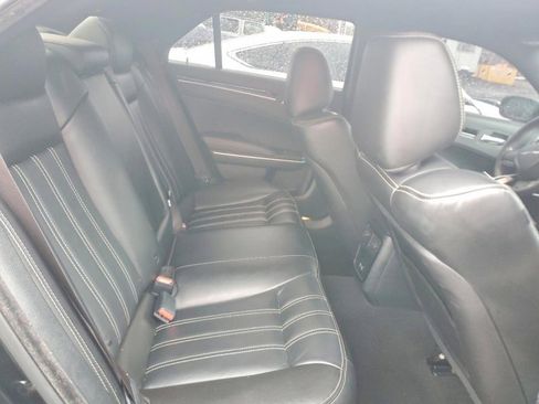 Used 2023 Chrysler 300 S image 6