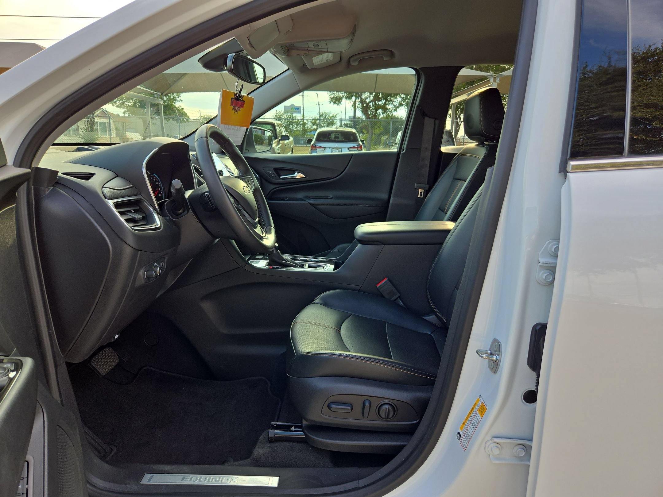 Certified 2022 Chevrolet Equinox Premier FWD image 9