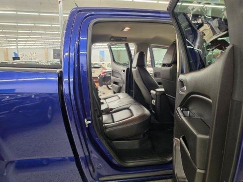 Used 2015 Chevrolet Colorado LT w/ Luxury Package RWD image 11