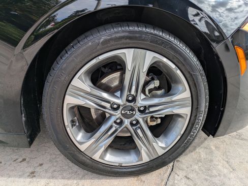 Used 2022 Kia K5 EX w/ EX Premium Package image 9