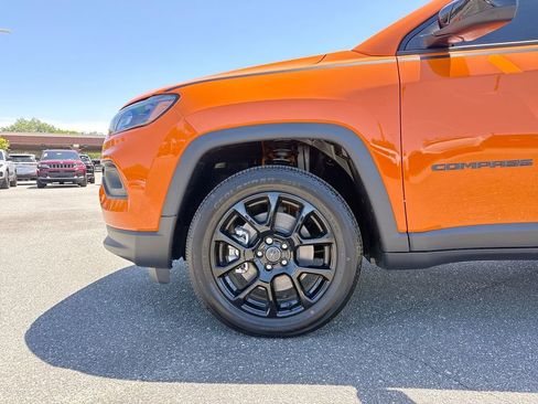 New 2026 Jeep Compass Latitude AWD/4WD image 9