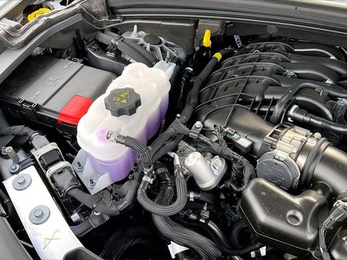 New 2025 Jeep Grand Cherokee Laredo X image 20