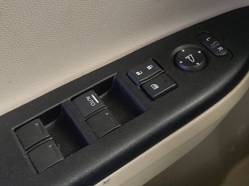 Used 2016 Honda Accord LX image 27