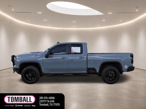 Used 2024 Chevrolet Silverado 2500 LT AWD/4WD image 4