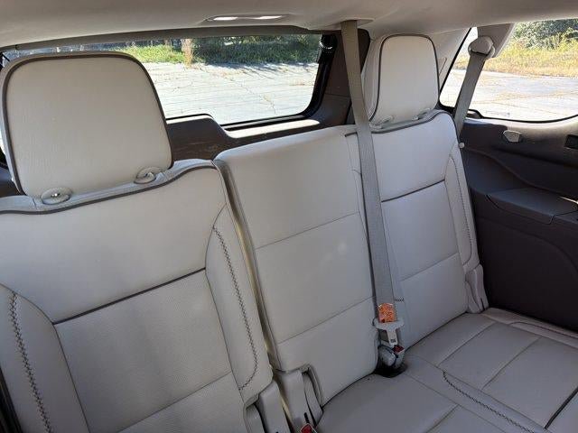Used 2024 GMC Yukon Denali w/ Denali Reserve Package AWD/4WD image 18