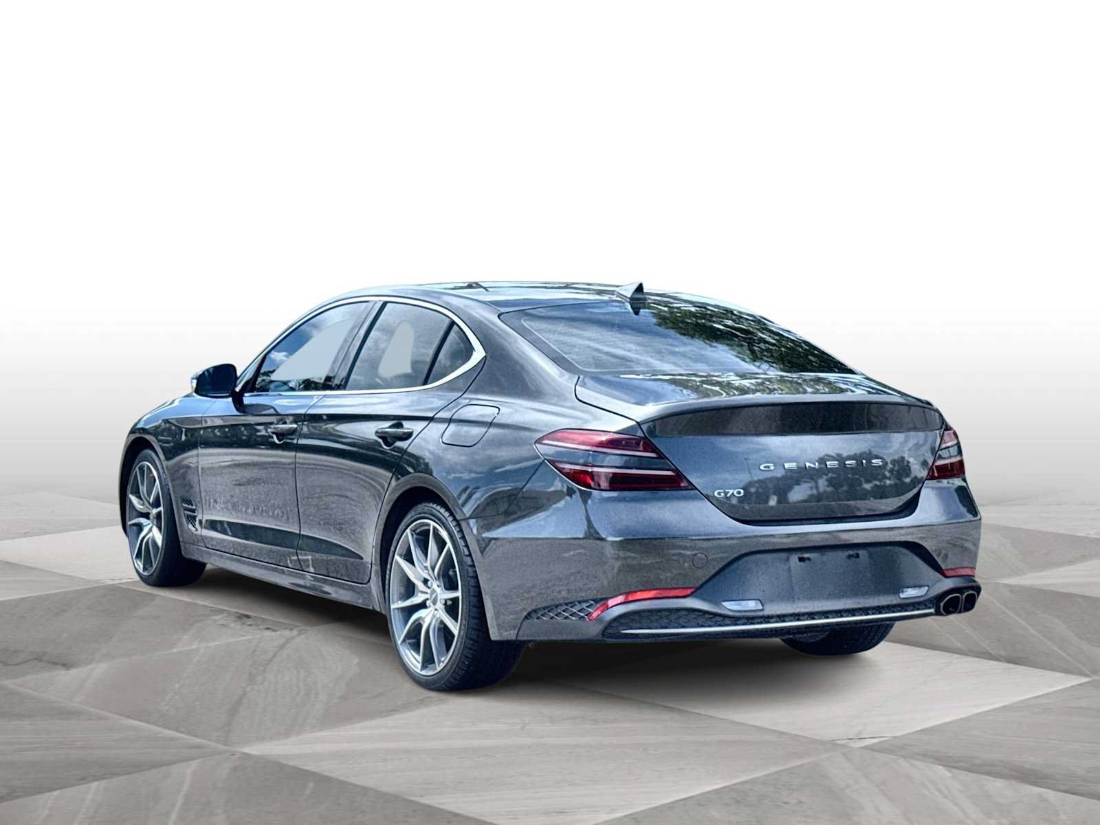 Used 2023 Genesis G70 2.0T RWD image 6