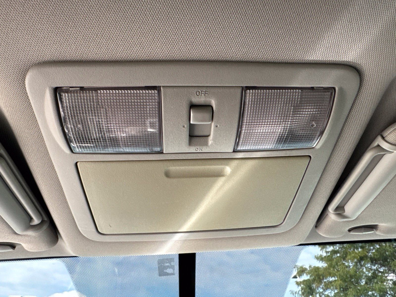 Used 2010 Nissan Pathfinder S AWD/4WD image 19