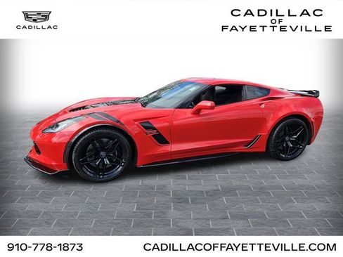 Used 2018 Chevrolet Corvette Grand Sport w/ Carbon Flash Badge Package image 1