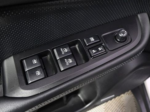 Used 2016 Subaru Outback 2.5i Limited image 23