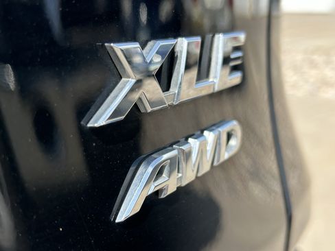 Certified 2024 Toyota RAV4 XLE AWD/4WD image 10