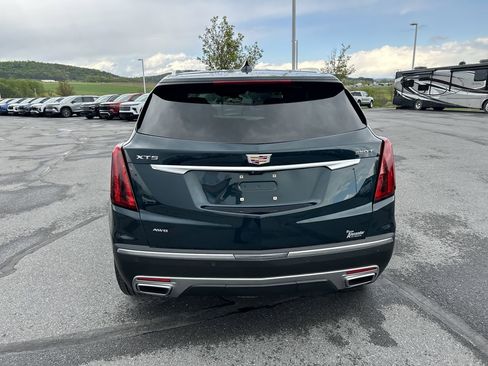 Used 2024 Cadillac XT5 Premium Luxury w/ Technology Package AWD/4WD image 6