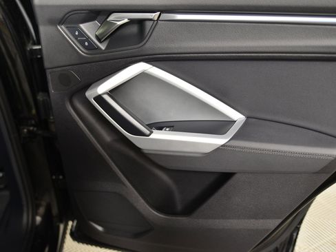 Certified 2022 Audi Q3 2.0T Premium Plus image 22