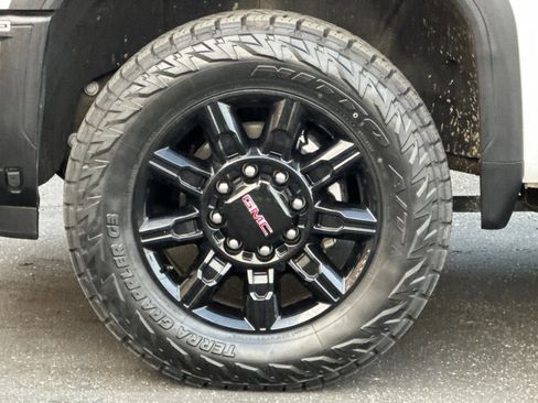 Certified 2024 GMC Sierra 2500 AT4 w/ AT4 Preferred Package image 26