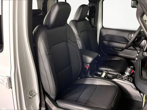 New 2026 Jeep Gladiator Mojave AWD/4WD image 12