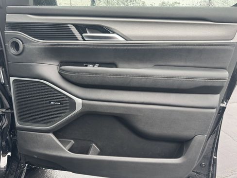 New 2025 Jeep Wagoneer Series II w/ Convenience Group I image 14