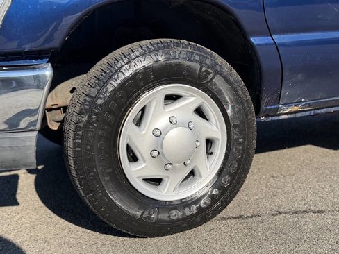 Used 2015 Ford E-350 and Econoline 350 Super Duty w/ Power Windows & Locks Group image 12