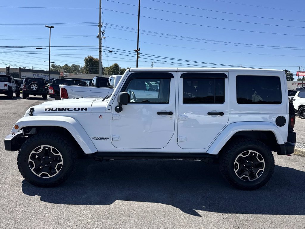 Used 2015 Jeep Wrangler Unlimited Rubicon AWD/4WD image 13