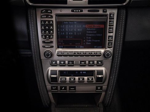 Used 2007 Porsche 911 Carrera 4S image 41