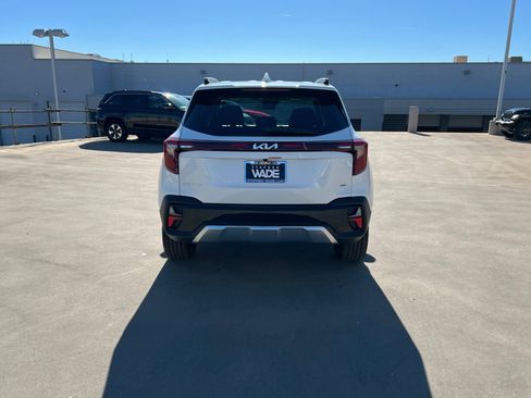 Used 2025 Kia Seltos SX image 5