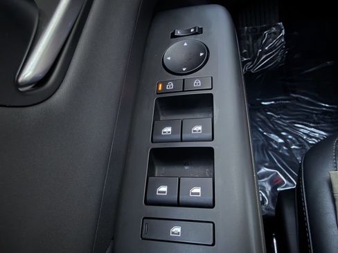 Used 2024 Hyundai Kona Limited image 27