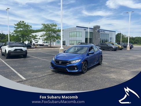 Used 2018 Honda Civic Sport image 1