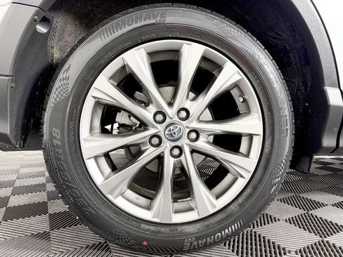 Used 2016 Toyota RAV4 Limited AWD/4WD image 28