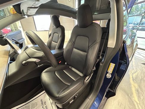 Used 2021 Tesla Model Y Long Range AWD/4WD image 9