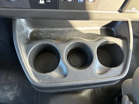 Used 2021 Chevrolet Express 2500 2500 3dr Cargo Van w/ Enhanced Convenience Package image 14