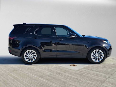 Used 2025 Land Rover Discovery S AWD/4WD image 6