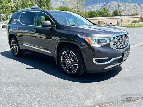 Used 2017 GMC Acadia Denali w/ Technology Package AWD/4WD image 13