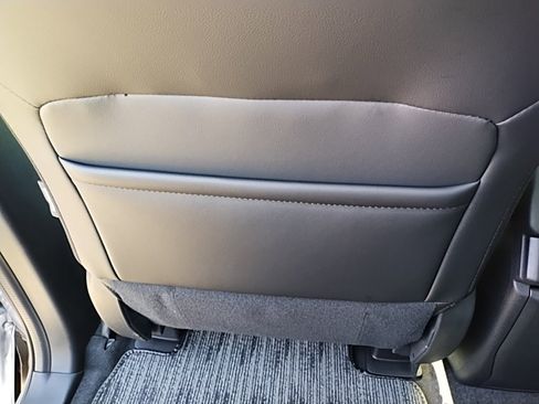 Used 2025 Subaru Ascent Bronze Edition image 48