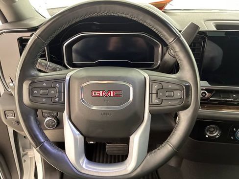 Used 2023 GMC Sierra 1500 Elevation AWD/4WD image 22