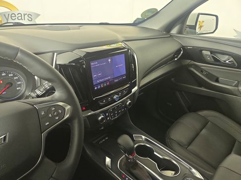 Certified 2023 Chevrolet Traverse RS image 26