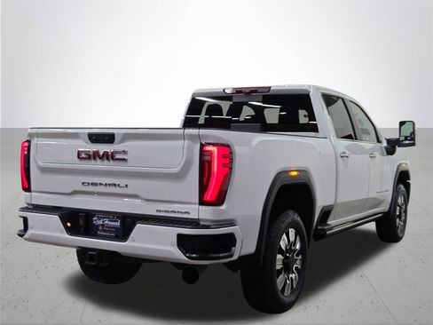 Used 2025 GMC Sierra 3500 Denali w/ Denali Reserve Package image 13